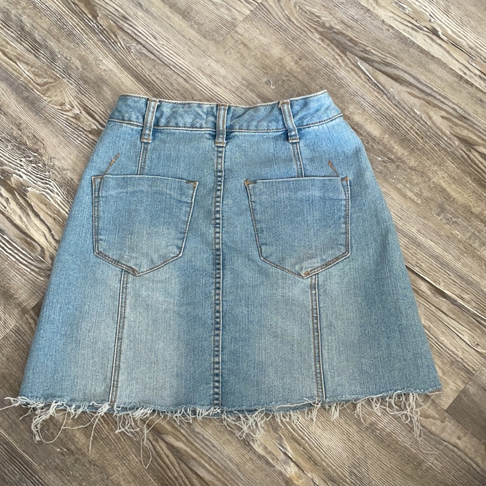 Button Up Skirt - Picture 2 of 4
